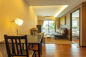 Everything walking  Gym Sauna Beach c120