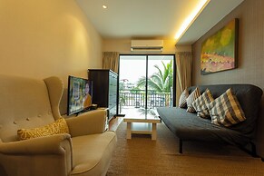 Everything walking  Gym Sauna Beach c120