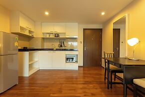 Everything walking  Gym Sauna Beach c120