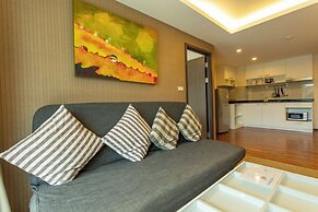 Everything walking  Gym Sauna Beach c120