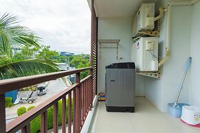 Everything walking  Gym Sauna Beach c120