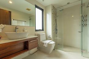 Everything walking  Gym Sauna Beach c120