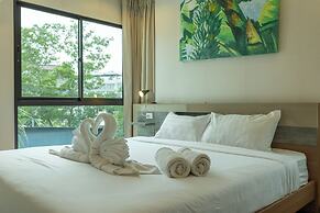 Everything walking  Gym Sauna Beach c120