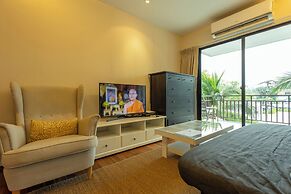 Everything walking  Gym Sauna Beach c120