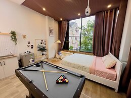 Corgi House Beachstay Da Nang