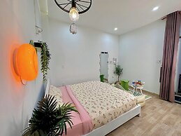 Corgi House Beachstay Da Nang