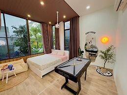 Corgi House Beachstay Da Nang