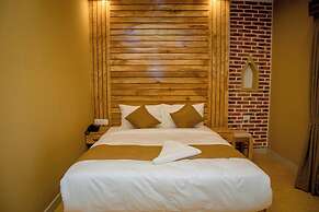 Matina Suites and Spa