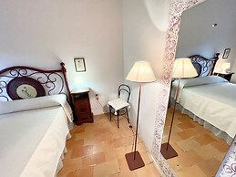 Eve House - Sleeps 4 - Exclusive Pool