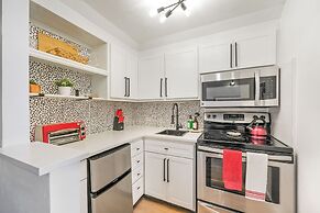 Stunning Studio Bay Views & Parking