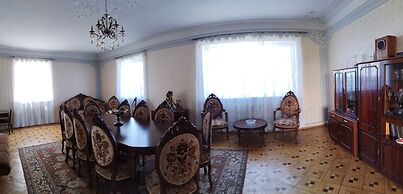 Airport to Echmiadzin Guest House