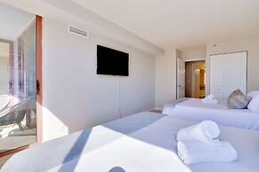 Work + Rest in DC Apartments