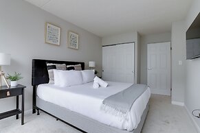 Work + Rest in DC Apartments