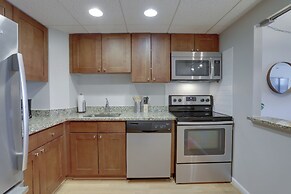 Work + Rest in DC Apartments