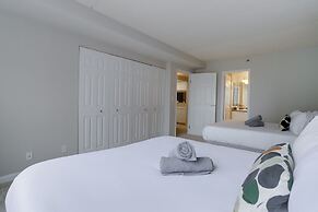 Work + Rest in DC Apartments