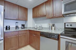 Work + Rest in DC Apartments