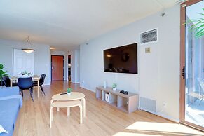 Work + Rest in DC Apartments