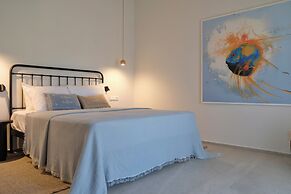 Evia Bay Suites & Retreats