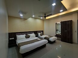 Hotel Dev Palace Ahmedabad