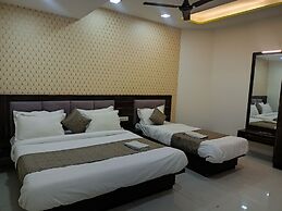 Hotel Dev Palace Ahmedabad