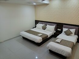 Hotel Dev Palace Ahmedabad