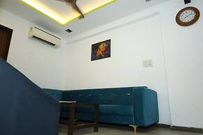 Hotel Dev Palace Ahmedabad