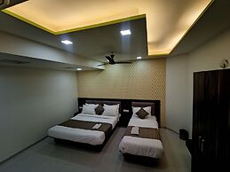 Hotel Dev Palace Ahmedabad