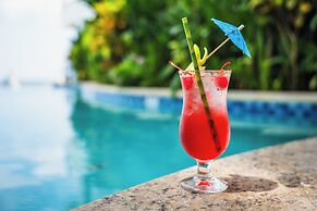 Royal Kahal Beach Resort