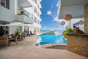 Royal Kahal Beach Resort