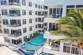 Royal Kahal Beach Resort