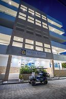 Royal Kahal Beach Resort