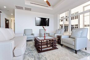 Royal Kahal Beach Resort