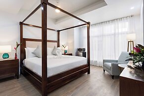 Royal Kahal Beach Resort