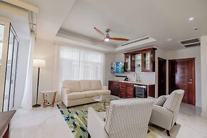 Royal Kahal Beach Resort