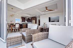 Royal Kahal Beach Resort