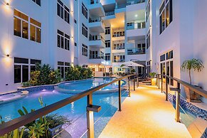 Royal Kahal Beach Resort