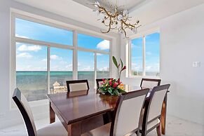 Royal Kahal Beach Resort