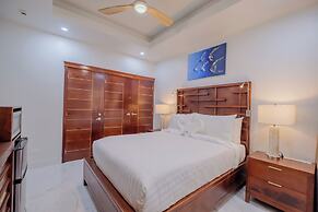 Royal Kahal Beach Resort