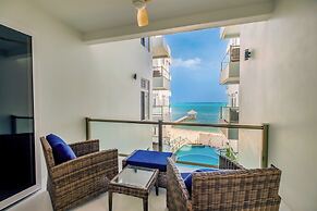 Royal Kahal Beach Resort