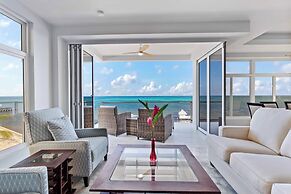 Royal Kahal Beach Resort