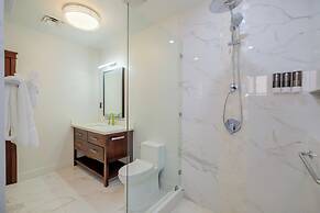 Royal Kahal Beach Resort