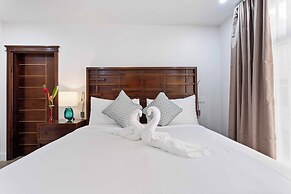 Royal Kahal Beach Resort