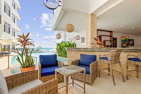 Royal Kahal Beach Resort