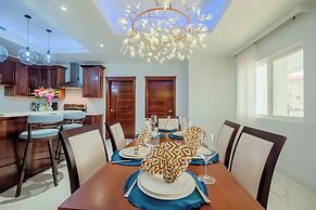 Royal Kahal Beach Resort