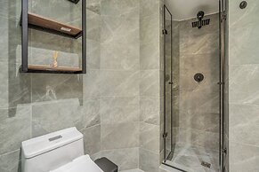 Nutibara Express by HOUSY HOST