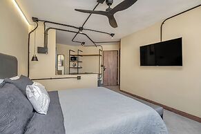 Nutibara Express by HOUSY HOST