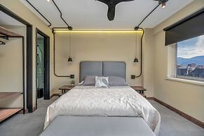 Nutibara Express by HOUSY HOST