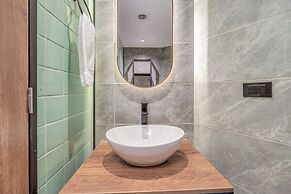 Nutibara Express by HOUSY HOST