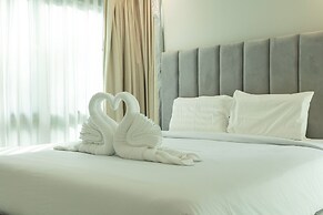 Great Location everything you need  c124