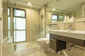 Great Location everything you need  c124